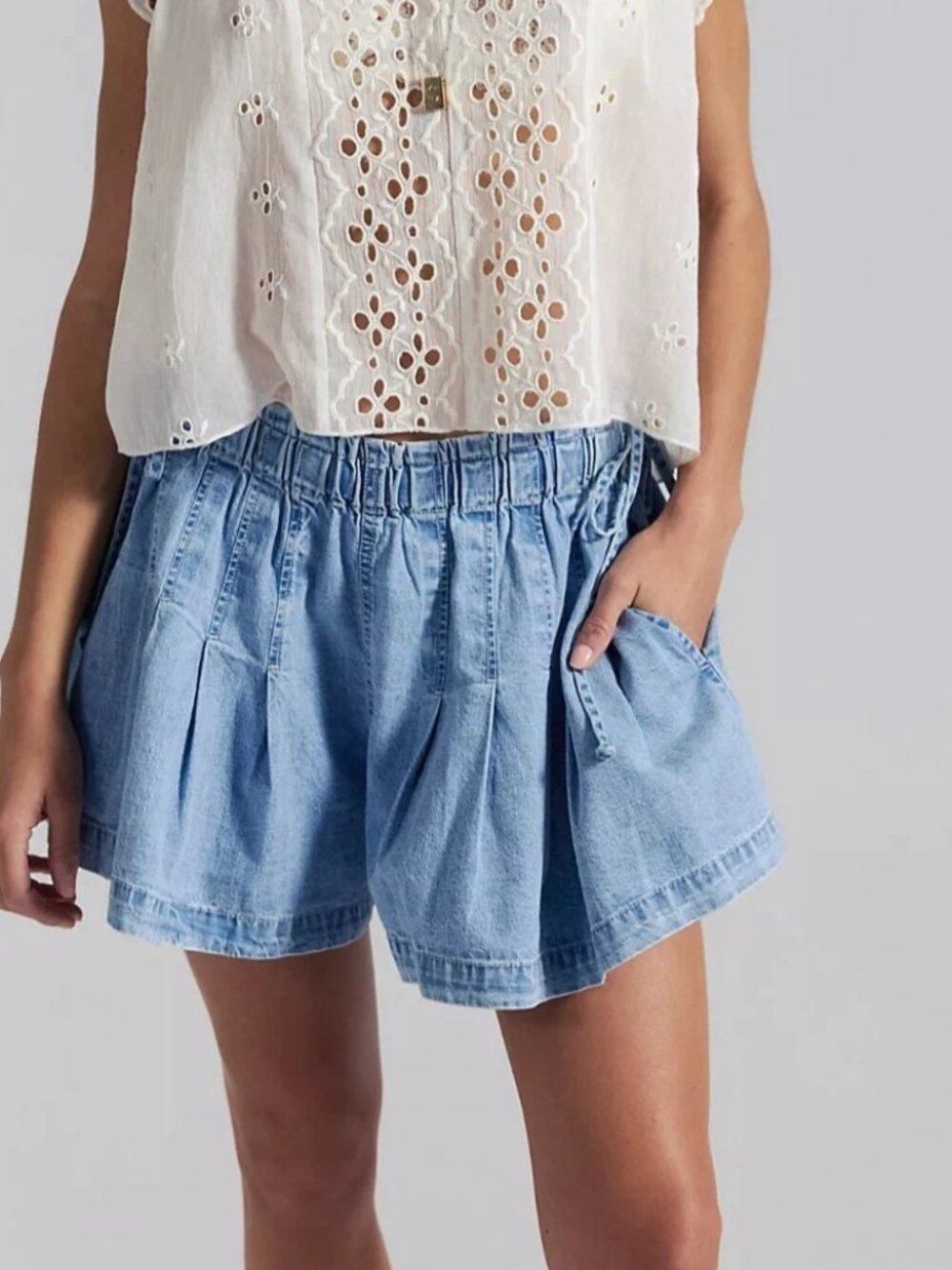 Free People We The Free Croquet Shorties Pull-On Denim Pleated Cotton S 291105